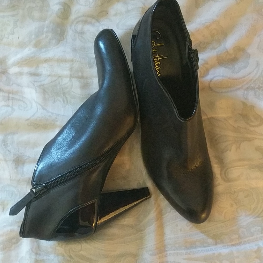 Black close toed heels
